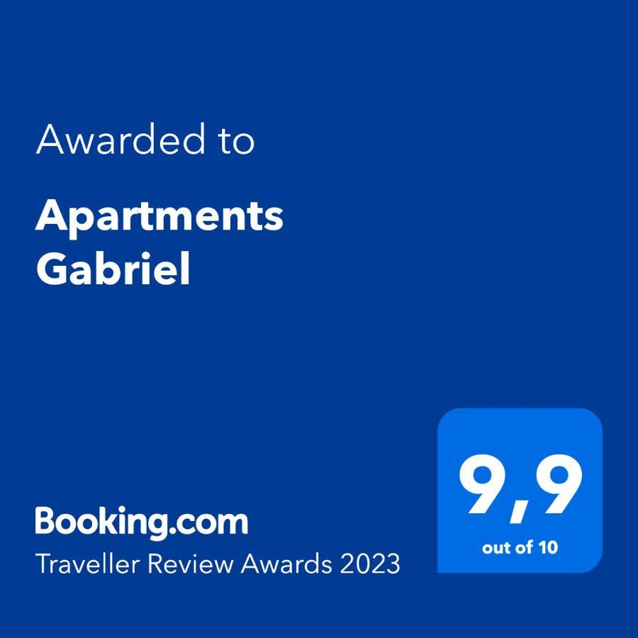 Apartments Gabriel Senj  Eksteriør bilde